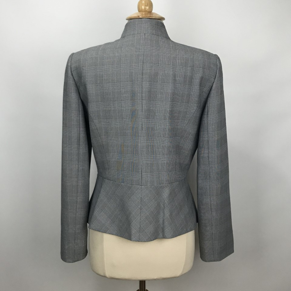 Tahari by ASL Sz 12  Gray Plaid Jacket Blazer NWOT - Picture 2 of 6